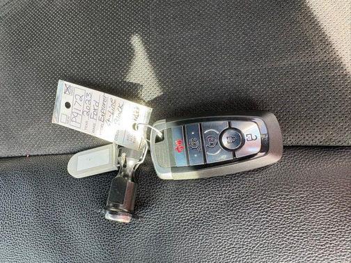 Agate Black Metallic 2023 Ford Explorer ST-Line