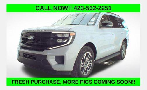 Silver Metallic 2025 Ford Expedition Active