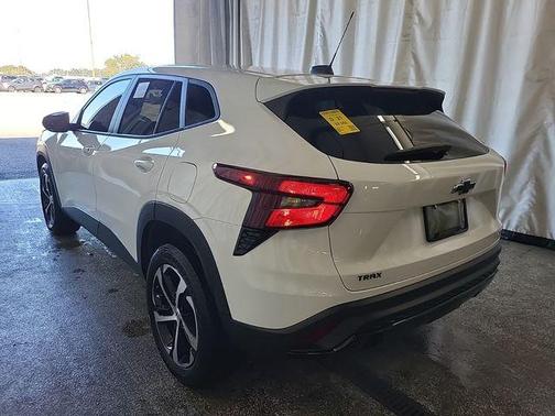 2024 Chevrolet Trax FWD 1RS