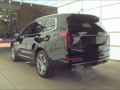 2025 Cadillac XT6 Premium Luxury FWD