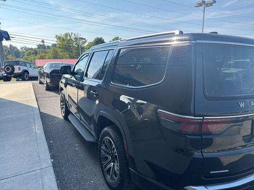 2023 Jeep Wagoneer Series II 4x4