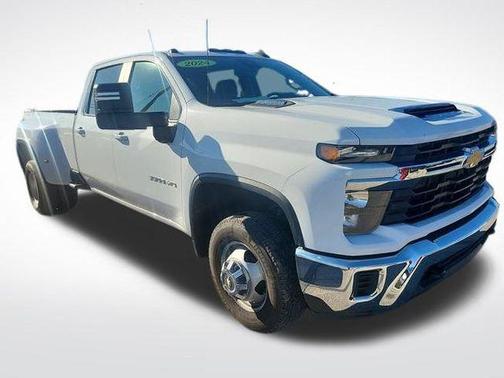 2024 Chevrolet Silverado 3500 LT