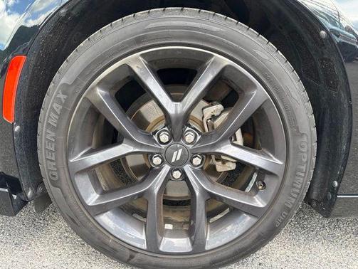 Pitch Black Clearcoat 2021 Dodge Charger SXT