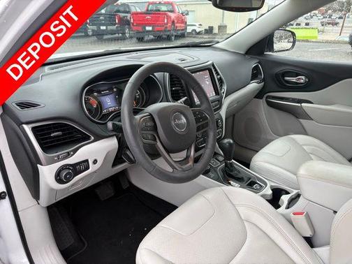 2022 Jeep Cherokee Latitude Lux