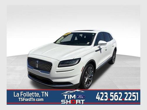 Pristine White Metallic Tri-Coat 2023 Lincoln Nautilus Reserve