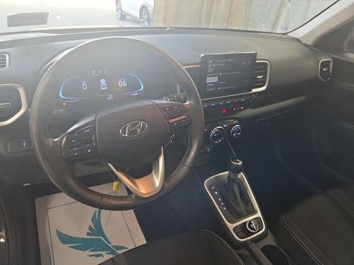 Ecotronic Gray 2023 Hyundai VENUE SEL