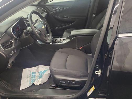 Mosaic Black Metallic 2024 Chevrolet Malibu 1LT