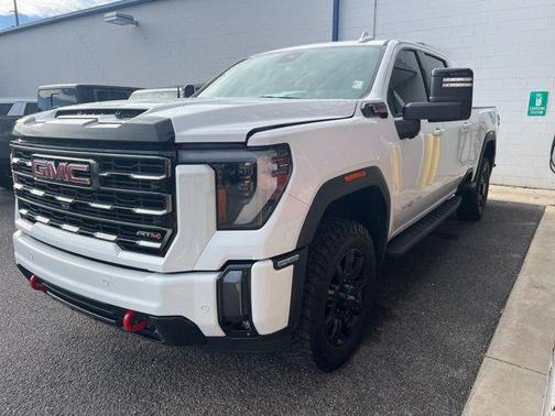 2024 GMC Sierra 2500 AT4