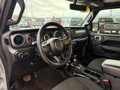 2022 Jeep Wrangler Willys