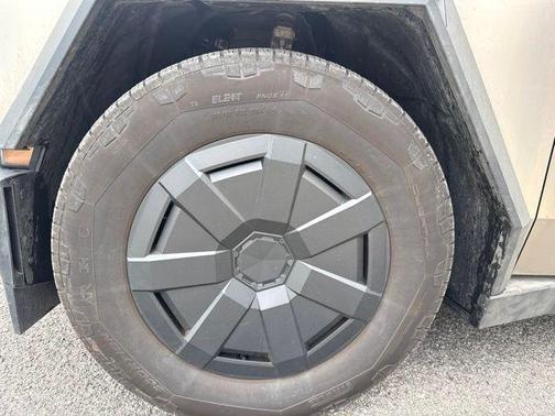 Ultra-Hard Stainless Steel 2025 Tesla Cybertruck Cyberbeast