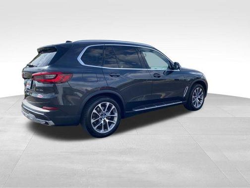 2023 BMW X5 PHEV xDrive45e