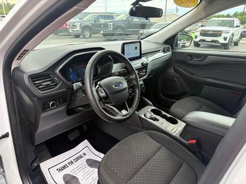 Oxford White 2024 Ford Escape Active