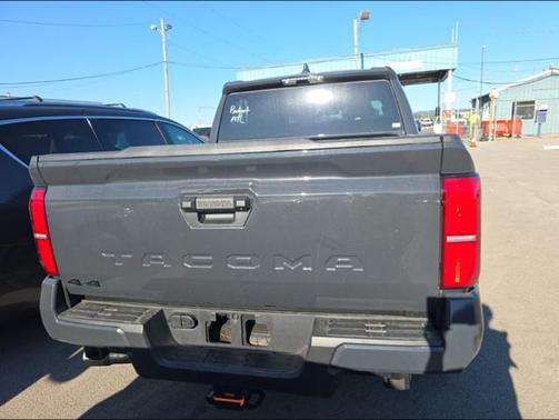 2025 Toyota Tacoma TRD Off-Road