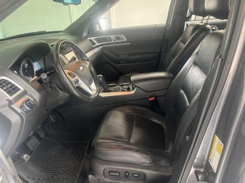 Sterling Gray Metallic 2014 Ford Explorer XLT