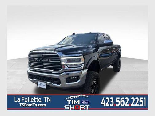 Diamond Black Crystal Pearlcoat 2022 RAM 2500 Laramie Crew Cab 4x4 6'4' Box