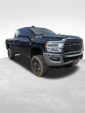 2022 RAM 2500 Laramie Crew Cab 4x4 6'4' Box