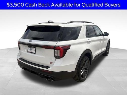 Star White Metallic Tri-Coat 2026 Ford Explorer ST