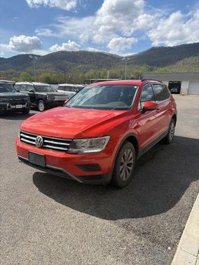 2018 Volkswagen Tiguan 2.0T SE 4MOTION
