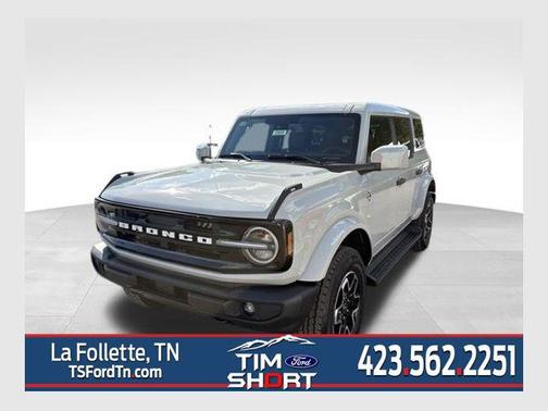 Avalanche Gray 2026 Ford Bronco Outer Banks
