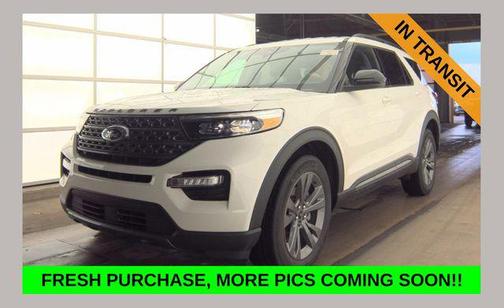 Star White Metallic Tri-Coat 2024 Ford Explorer XLT
