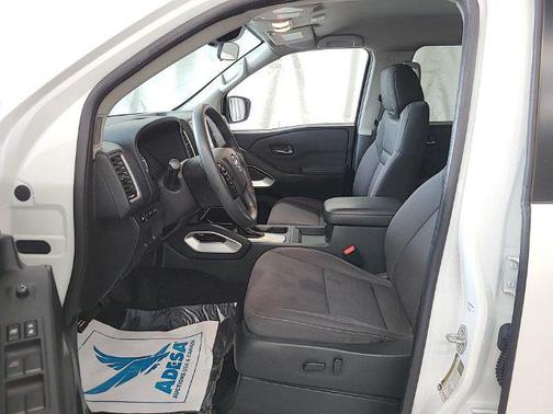Glacier White 2022 Nissan Frontier SV