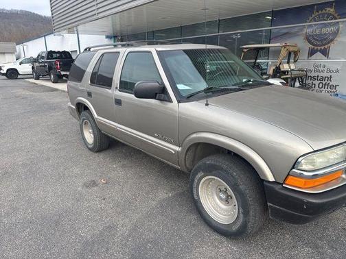 2002 Chevrolet Blazer LS