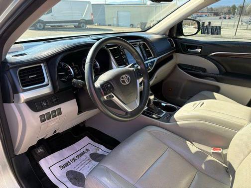 2016 Toyota Highlander Limited