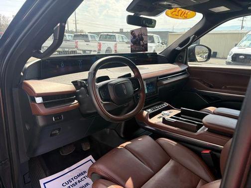 Starlight 2025 Lincoln Navigator Reserve