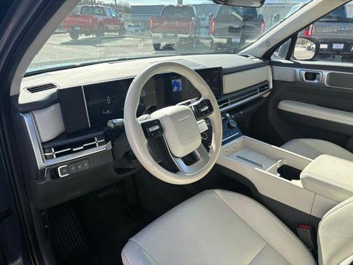 2025 Hyundai SANTA FE SEL 2.4