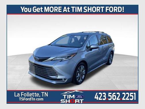 2021 Toyota Sienna Platinum 7 Passenger
