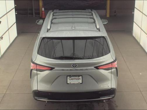 2021 Toyota Sienna Platinum 7 Passenger