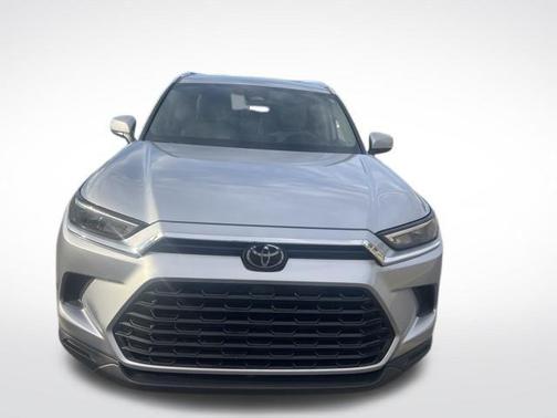 Celestial Silver Metallic 2024 Toyota Grand Highlander XLE
