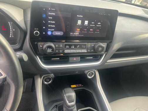 Celestial Silver Metallic 2024 Toyota Grand Highlander XLE