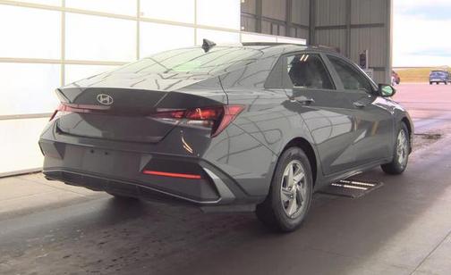 Ecotronic Gray 2024 Hyundai ELANTRA SE