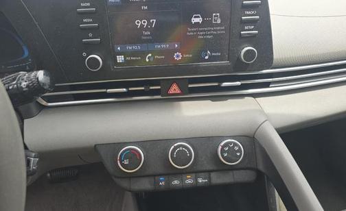 Ecotronic Gray 2024 Hyundai ELANTRA SE