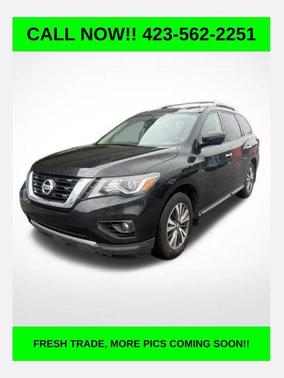 Magnetic Black Metallic 2017 Nissan Pathfinder SL