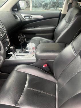 Magnetic Black Metallic 2017 Nissan Pathfinder SL