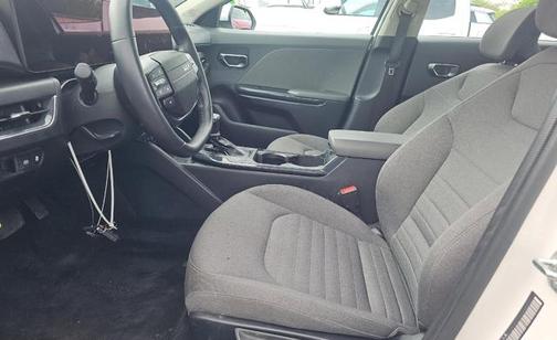Snow White Pearl 2025 Kia K4 EX
