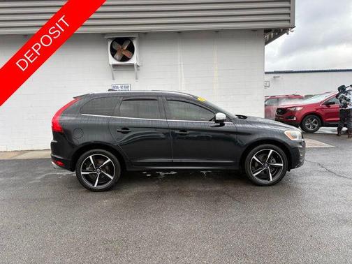 2015 Volvo XC60 T6 R-Design Platinum