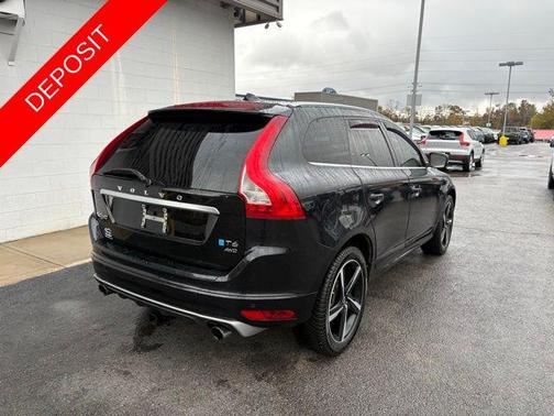 2015 Volvo XC60 T6 R-Design Platinum