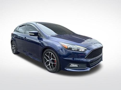 Kona Blue Metallic 2017 Ford Focus ST