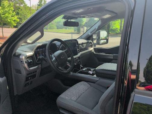 Agate Black Metallic 2023 Ford F-150 XLT
