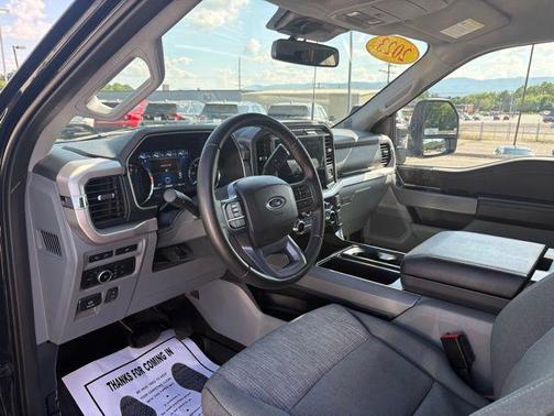 Agate Black Metallic 2023 Ford F-150 XLT