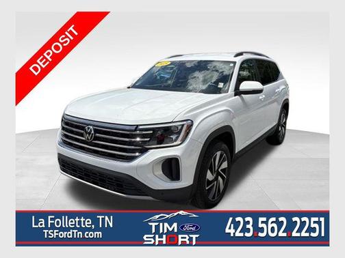 Pure White 2025 Volkswagen Atlas 2.0T SE w/Technology 4MOTION