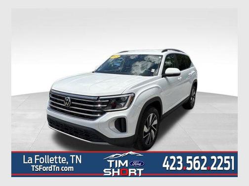 Pure White 2025 Volkswagen Atlas 2.0T SE w/Technology 4MOTION