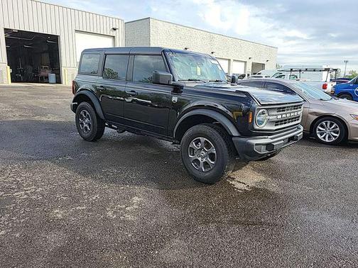 Shadow Black 2025 Ford Bronco Big Bend