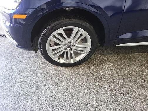 Blue Metallic 2018 Audi Q5 2.0T Tech Premium