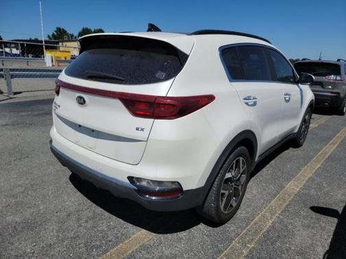 2022 Kia Sportage EX