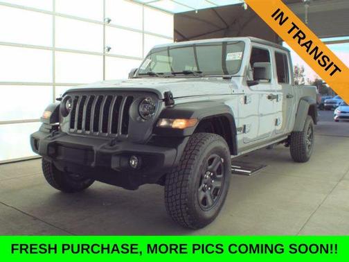 2021 Jeep Gladiator Sport