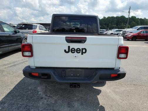 2022 Jeep Gladiator Sport S
